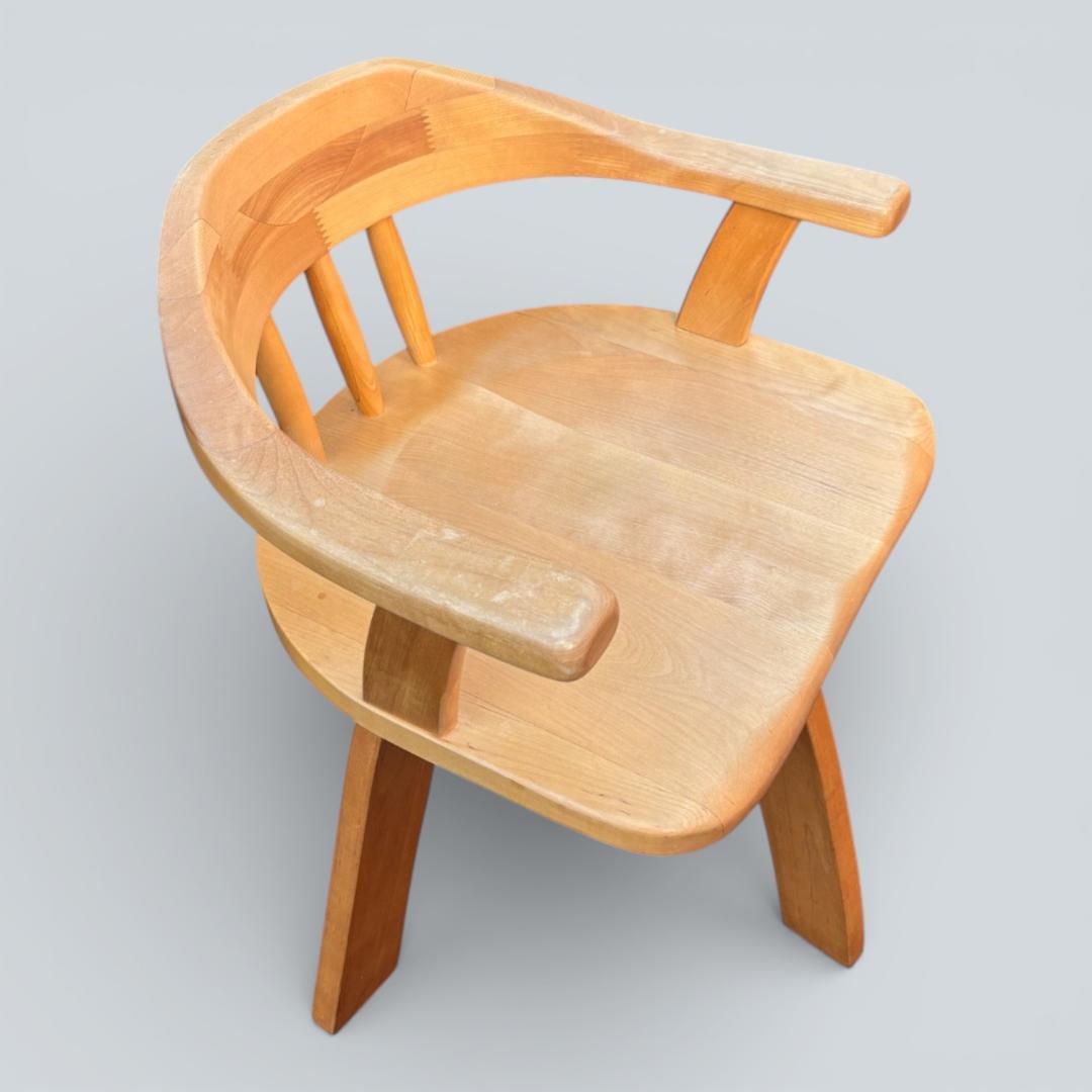 大川家具 回転ダイニングチェア 肘付 幅58cm 天然木 送料込②