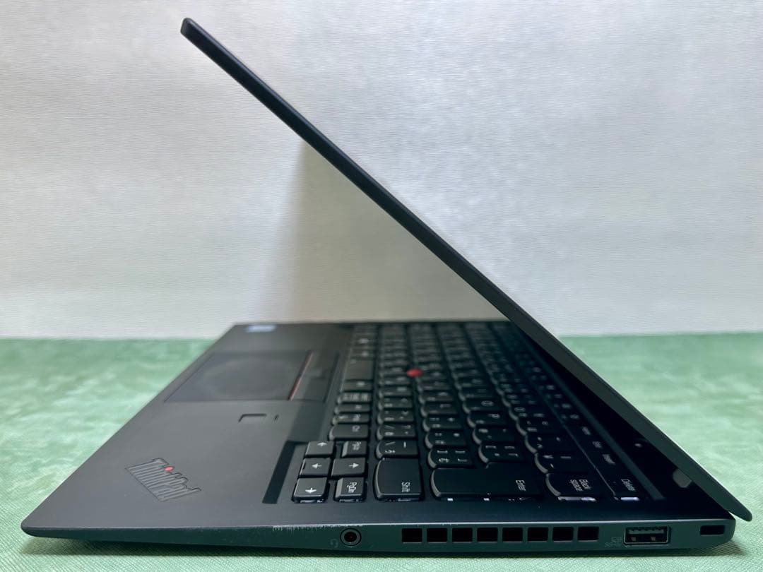Windowsノート本体 ThinkPad X1 Carbon Gen 6 i5 8 256 |T275|