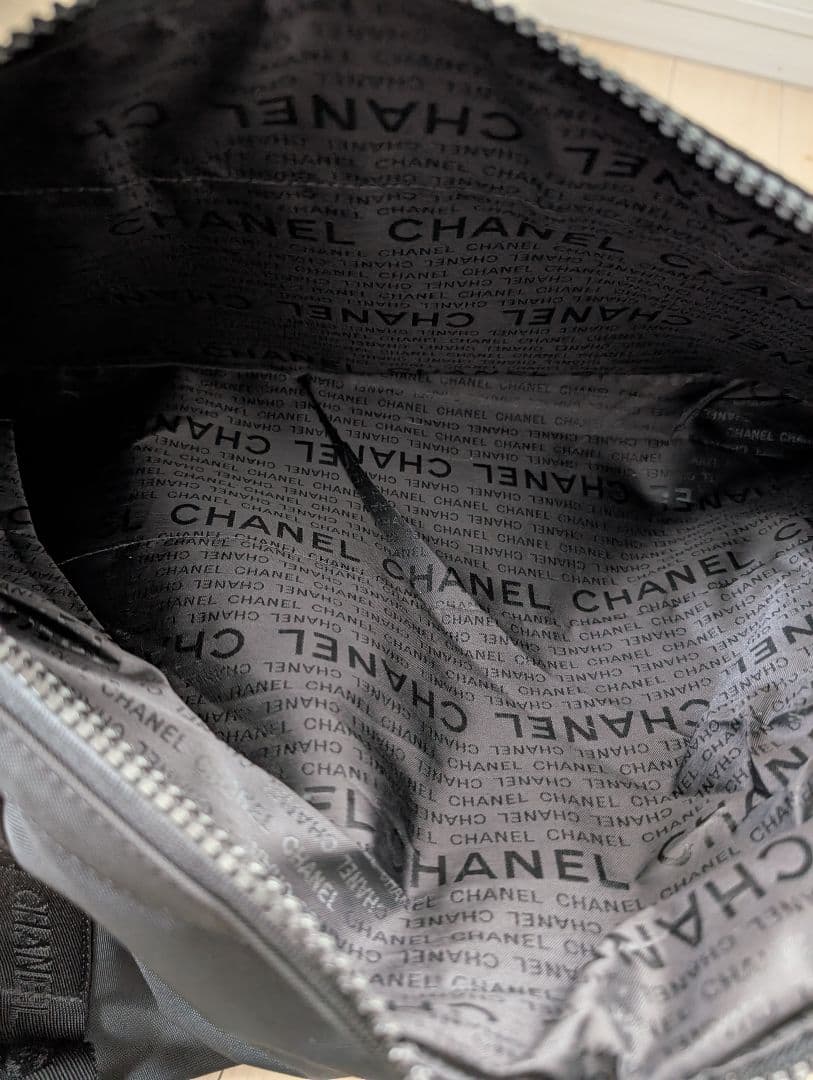 CHANEL ブラック ボストンバッグ　スポーツライン