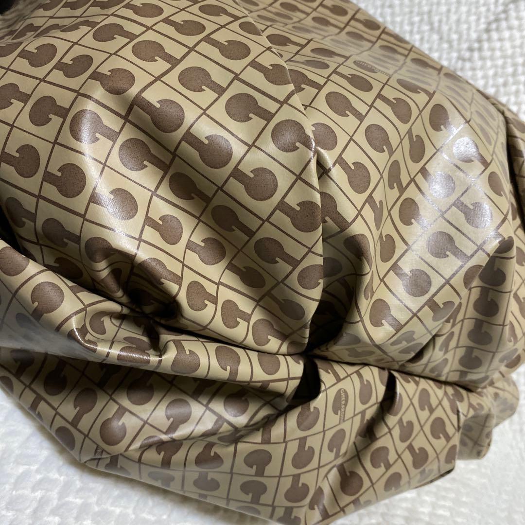 みこちゃん様 ゲラルディーニ ソフティ トートバッグ 肩掛け可能 A4可