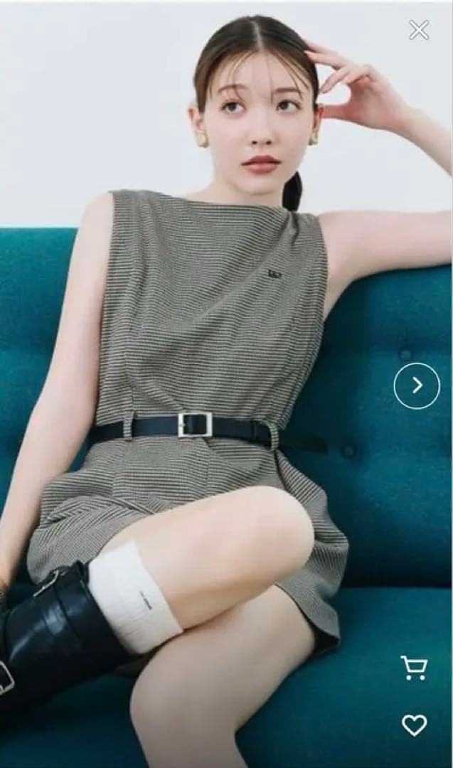 ⭐︎ 【新品未使用】LILY BROWN ベルト付きミニロンパース