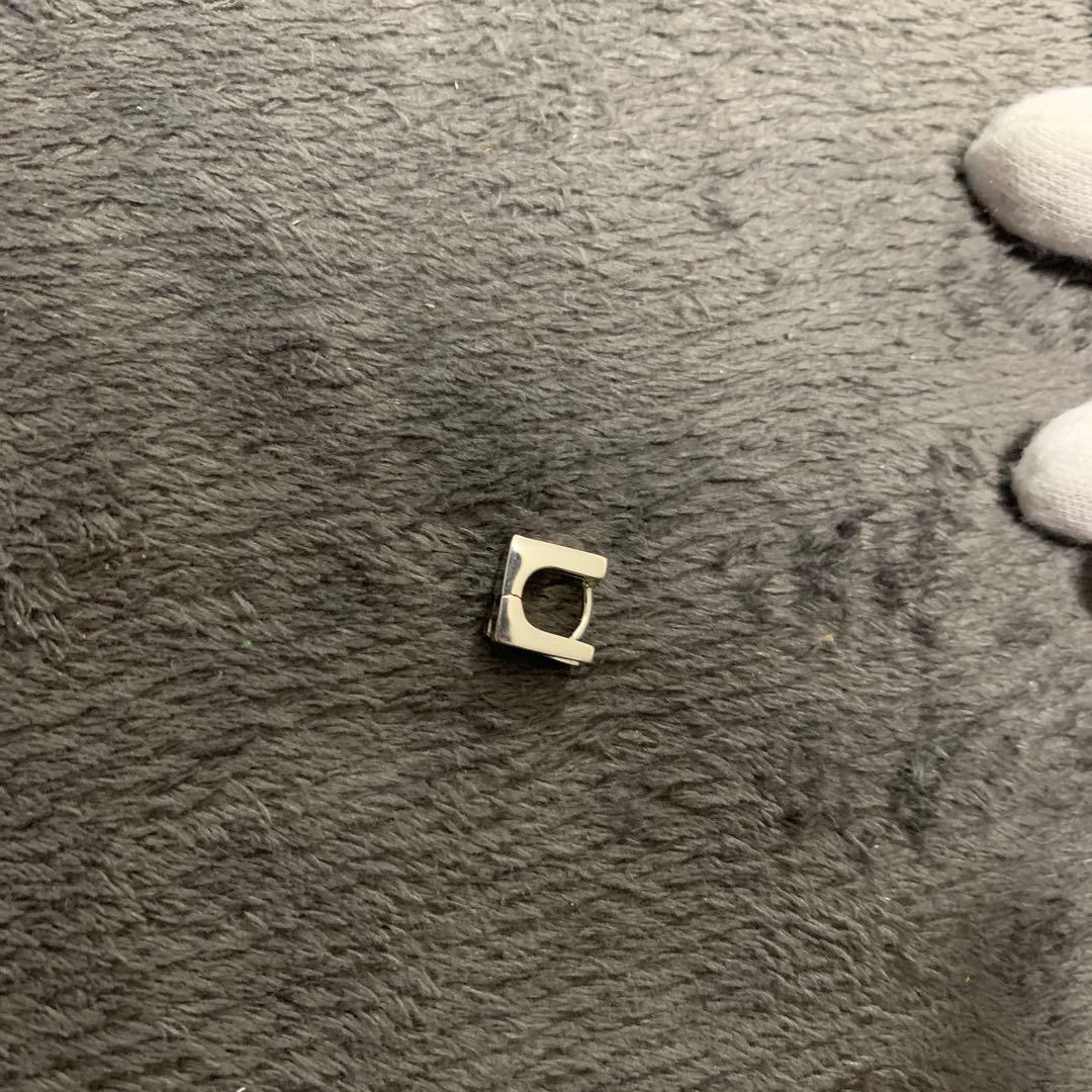 未使用【TOMWOOD】Step Huggiesピアス 片耳　片方