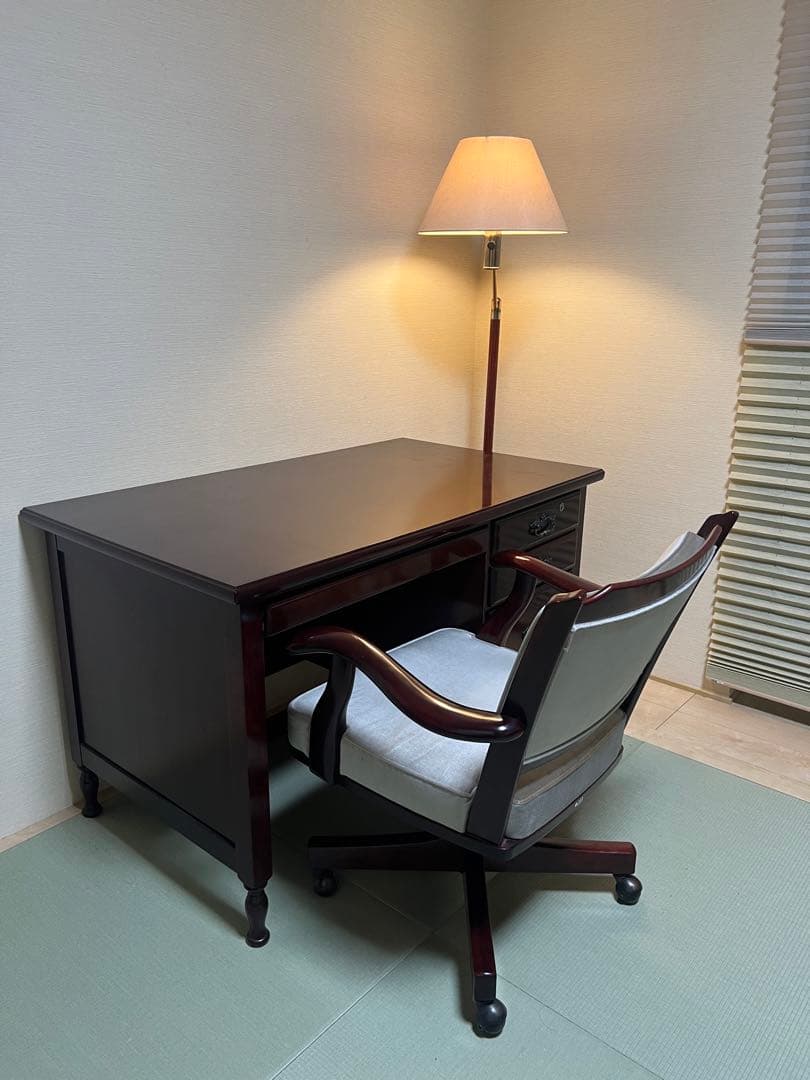 ③フロアスタンド　木製　首振り機能付