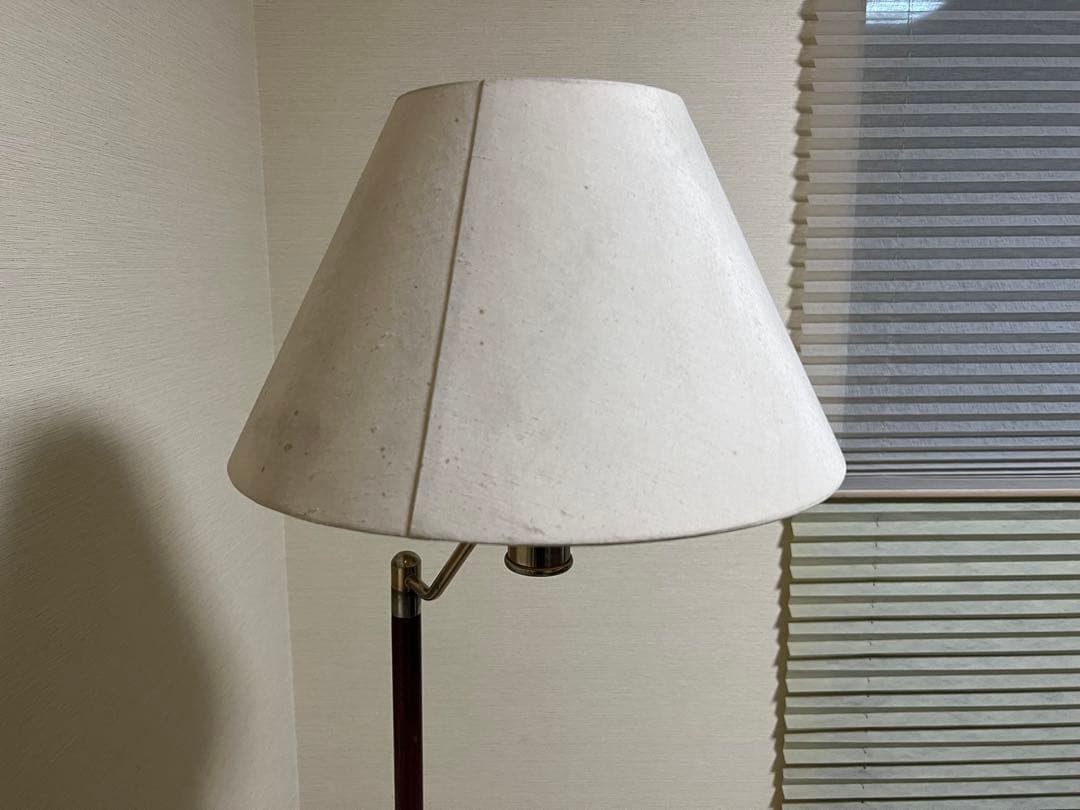 ③フロアスタンド　木製　首振り機能付