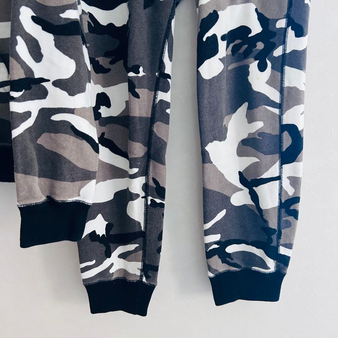 AKM エイケイエム カモフラ 迷彩 セットアップ パーカー Lサイズ