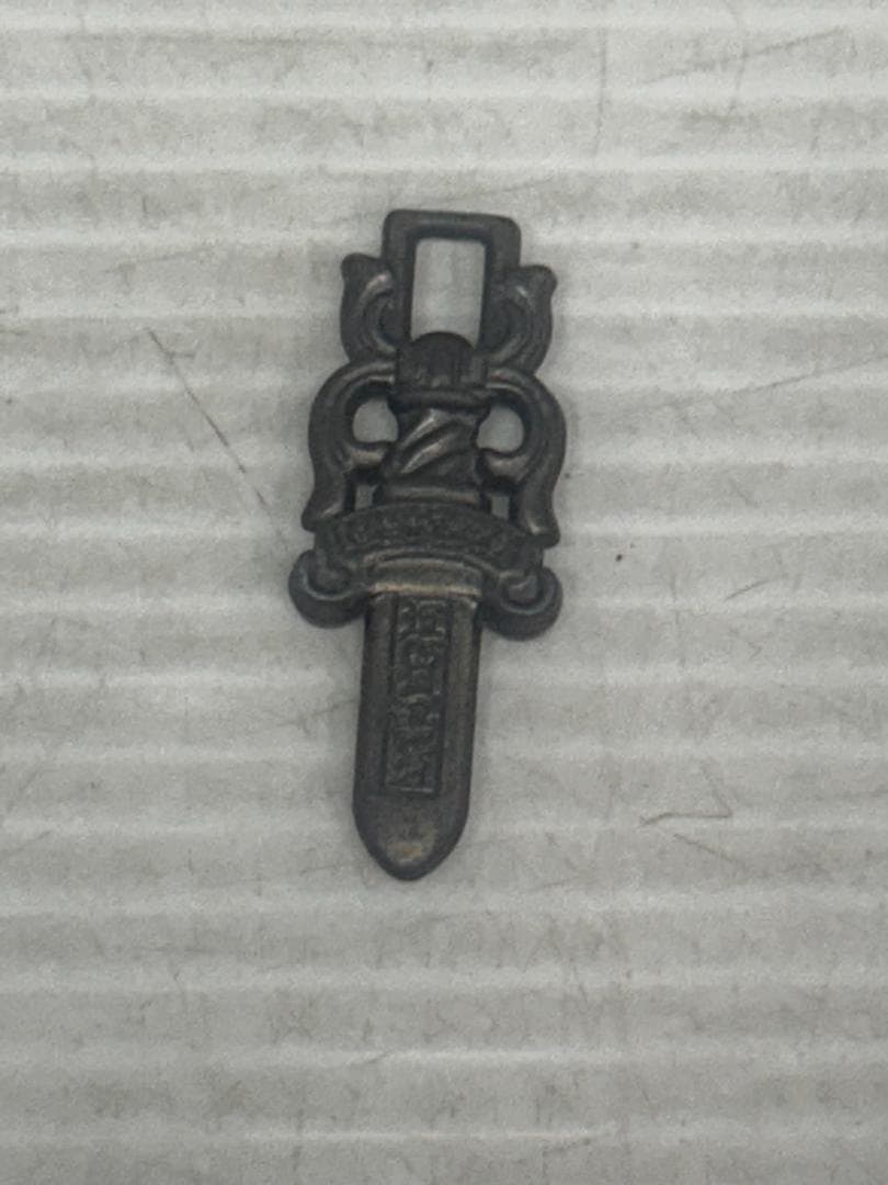 ●【チャーム】ダガー型【ネックレス等に】★