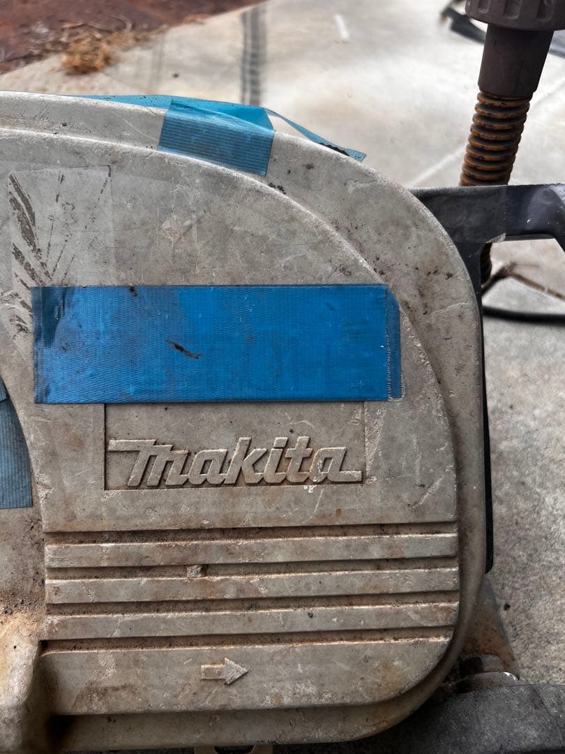 マキタ　メタルバンドソー B125