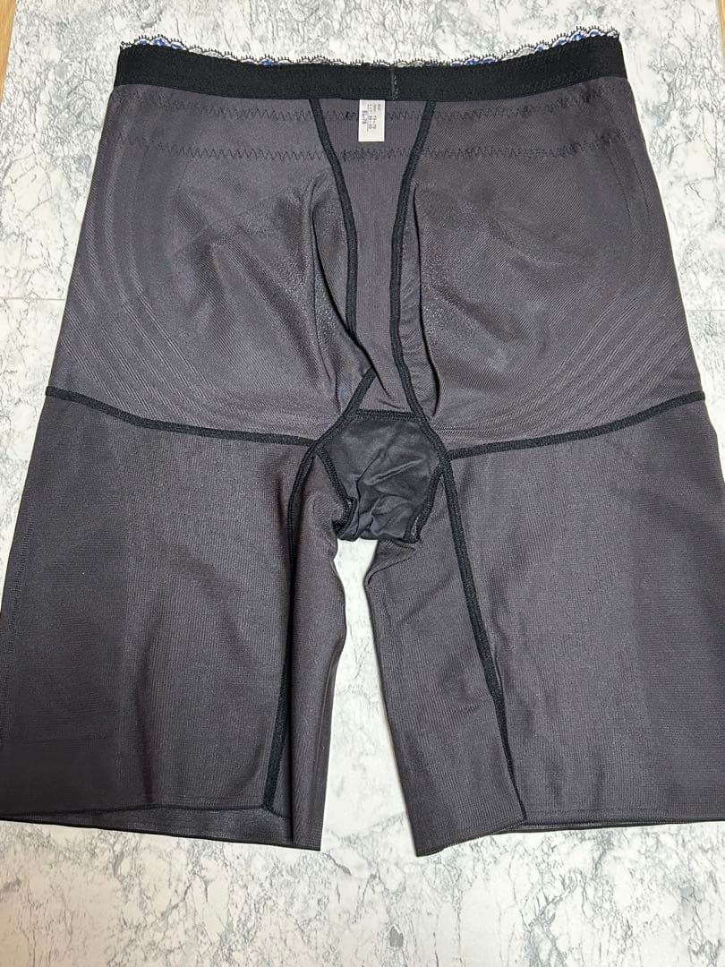 値下げ マルコ　ロングガードル EL 未使用新品　大きいサイズ　体型補整