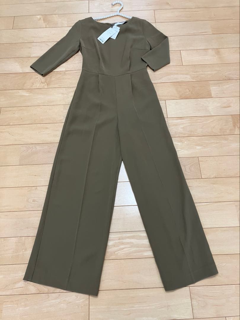 【JENNE 】【完売品】美シルエットオールインワン　ベージュ　S