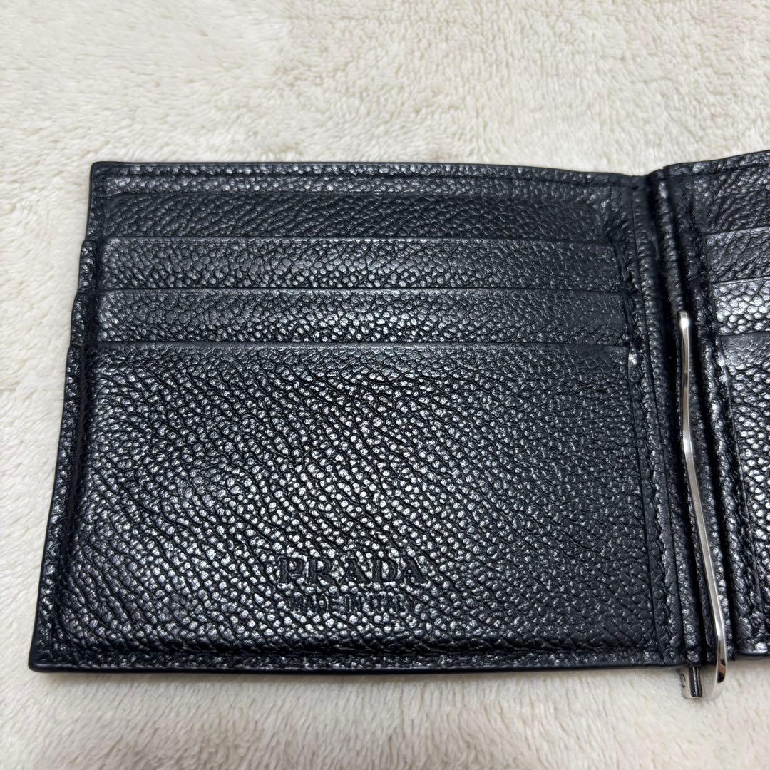 PRADA ブラック レザー マネークリップ 三角ロゴプレート
