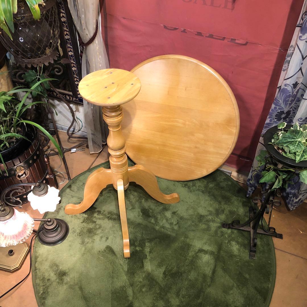 70’s ヴィンテージ スピンドルレッグ　コンパクト　ラウンドテーブル