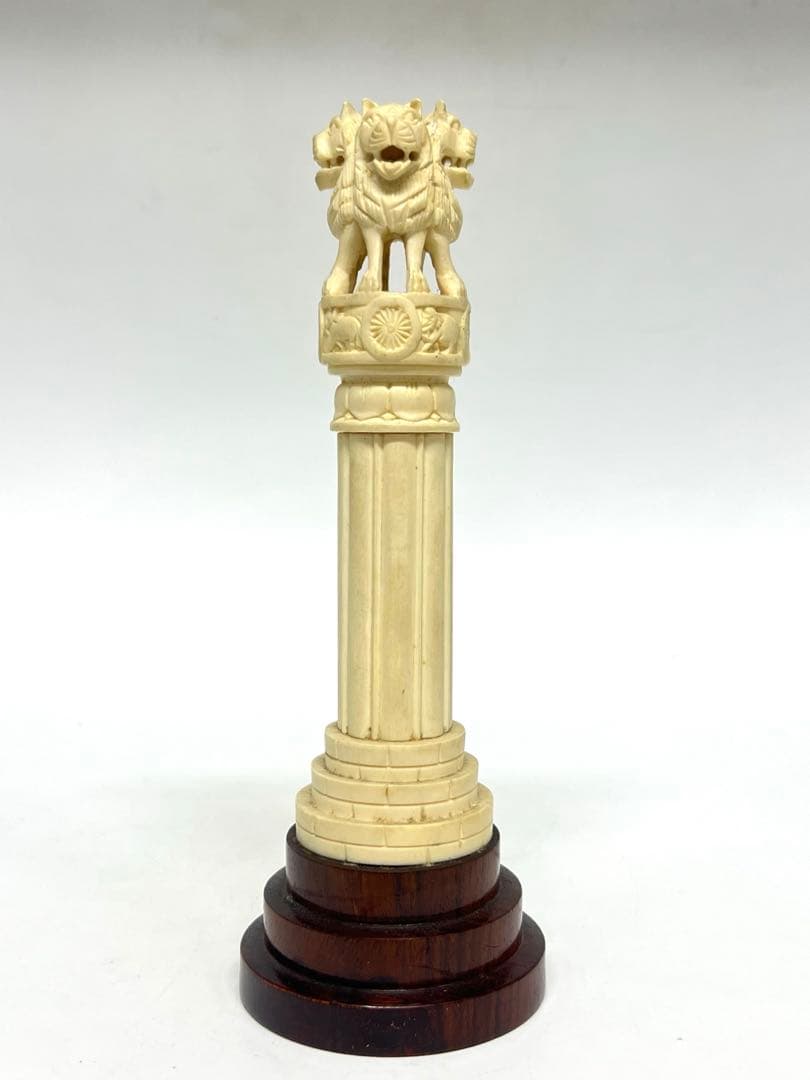 極上 獅子飾り　置物　重さ241g