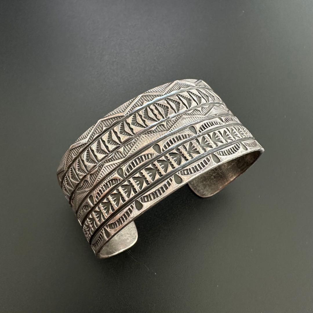 Navajo Henry Mariano スタンプワーク バングル