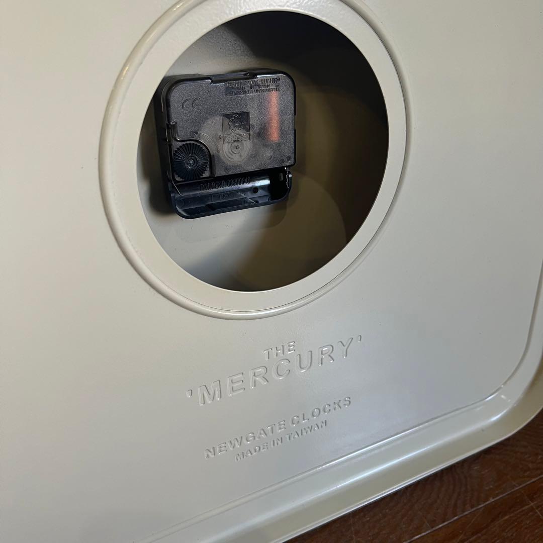 【アンティーク】NEW GATE スチールフレーム 壁掛け時計 インダストリアル