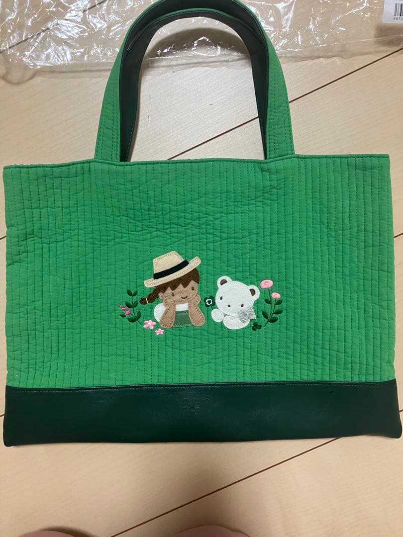 【新品未使用】ファミリア　ピオヌンナル　バンブー