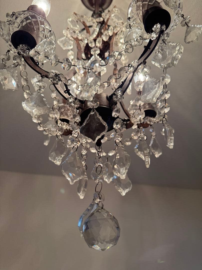 4灯シャンデリア ・サラグレース