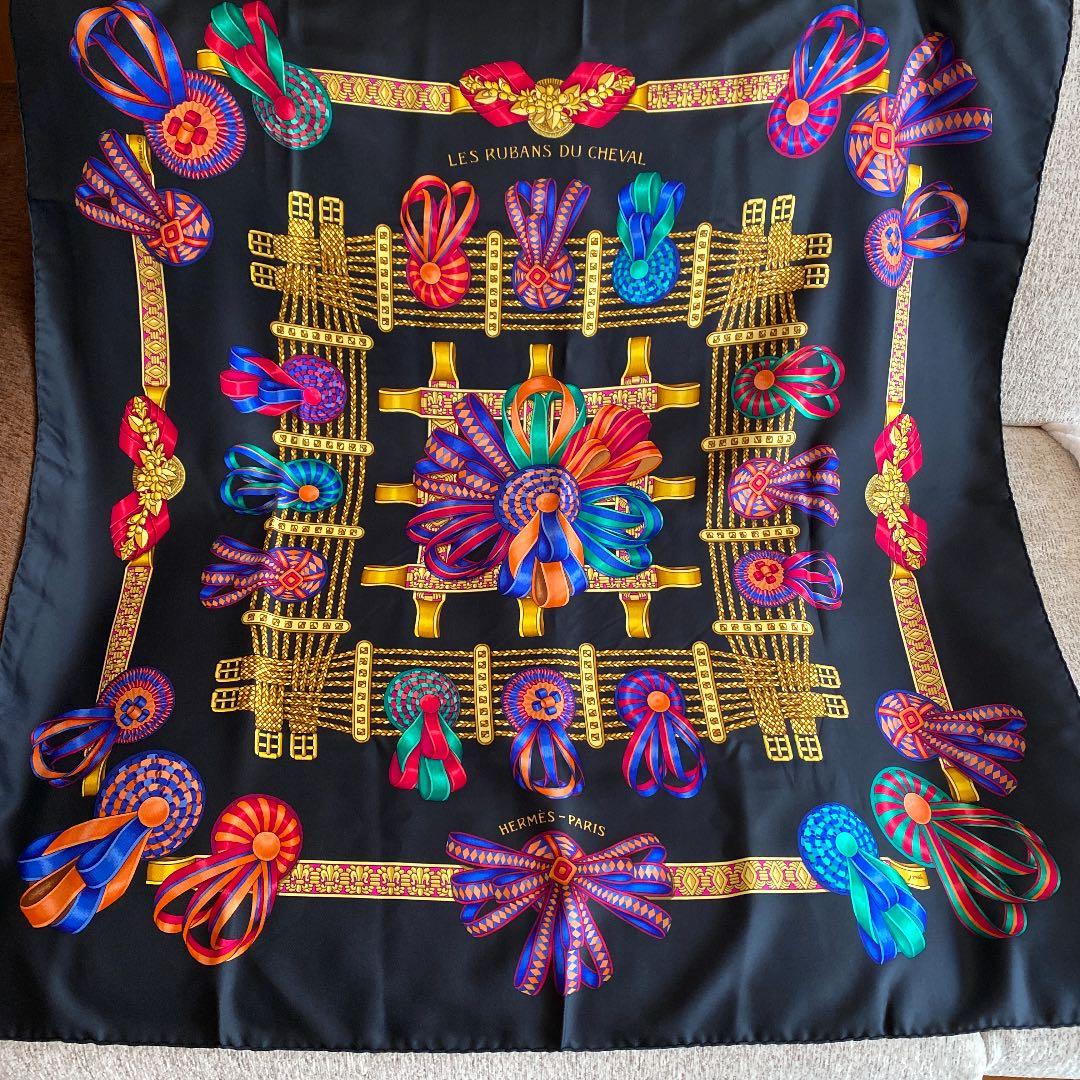 エルメス　スカーフ　カレ　90 馬のリボン飾り　黒
