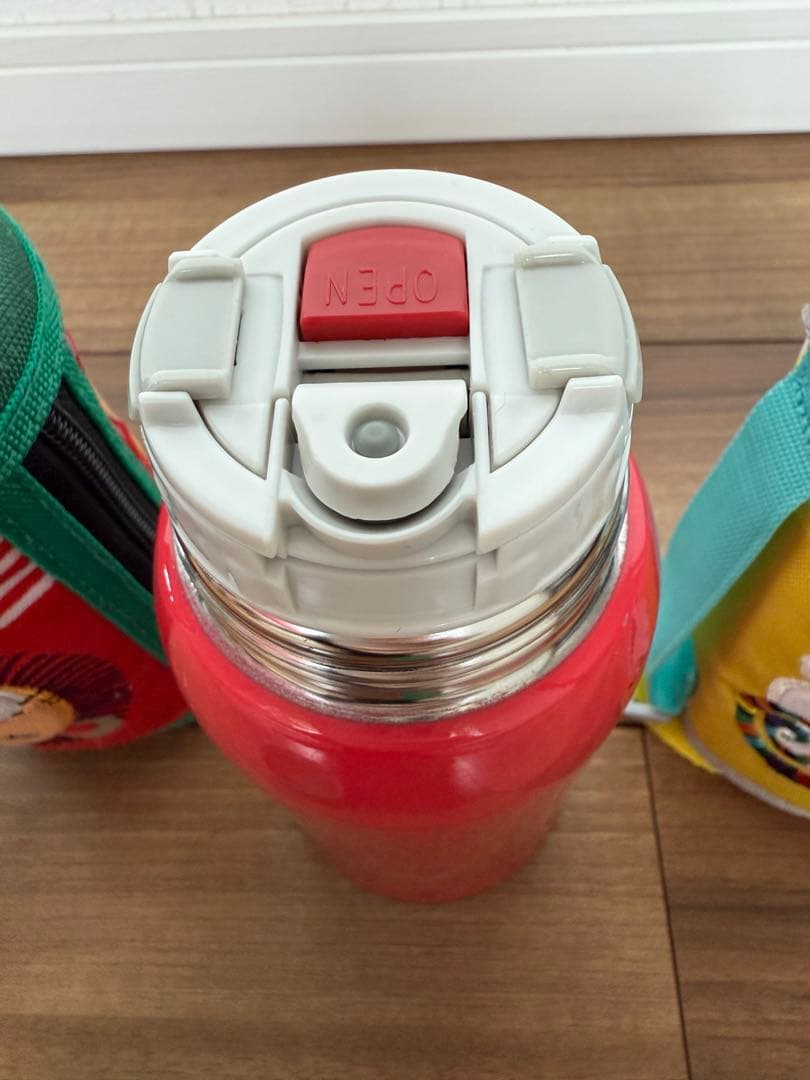 タイガー　コロボックル　水筒