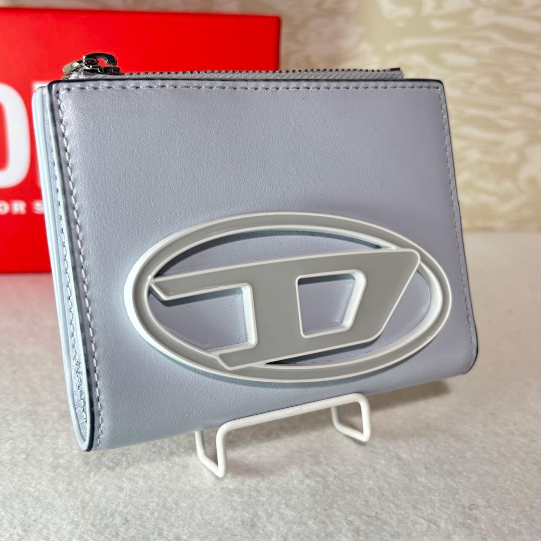 未使用品　DIESEL ディーゼル　 二つ折り財布 ホワイト