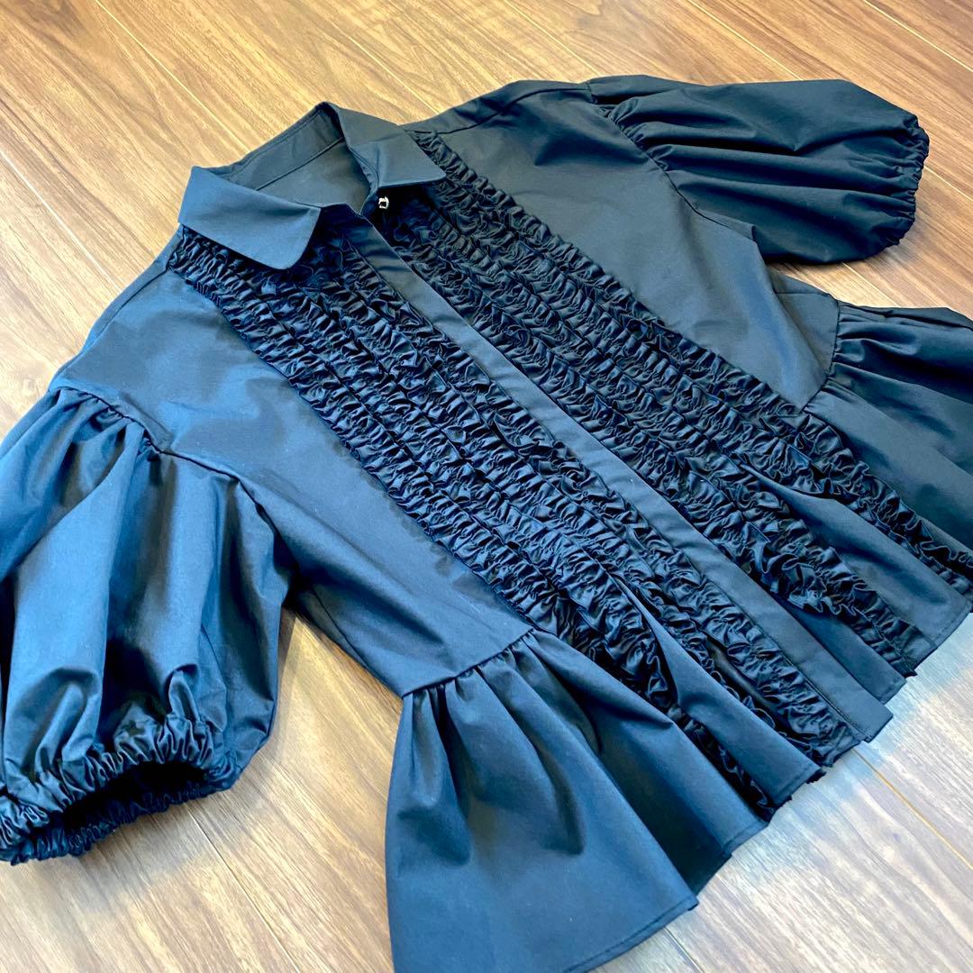 【未使用】HIAND ぺブラムフリルシャツ