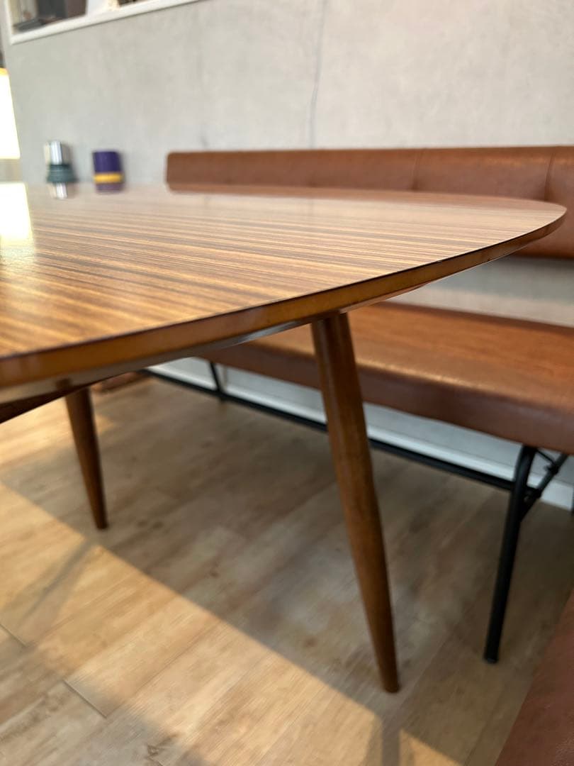 ✴︎カリモク60 Dテーブル　ダイニングテーブル✴︎