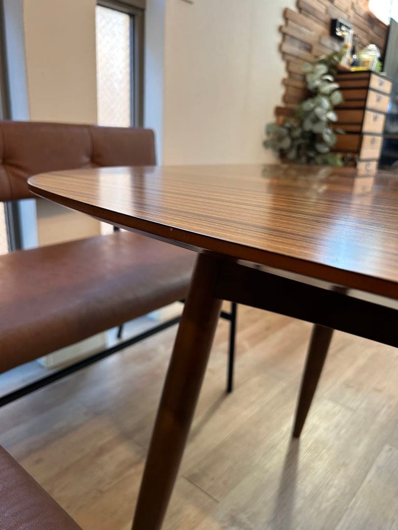 ✴︎カリモク60 Dテーブル　ダイニングテーブル✴︎