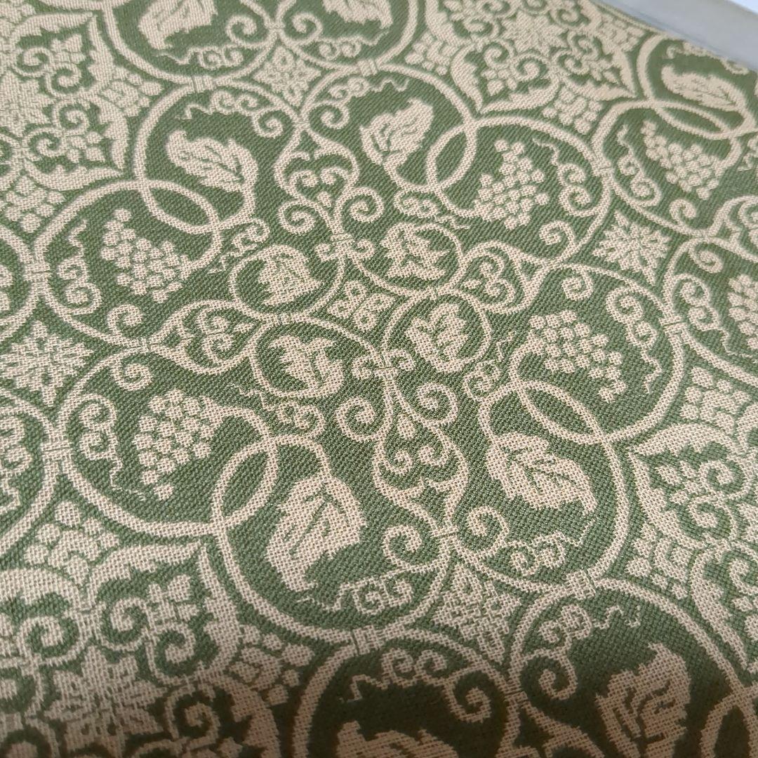 価値ある一枚！正倉院紋様？西陣織　葡萄唐草文　苔色　未使用品★大判風呂敷　日本製