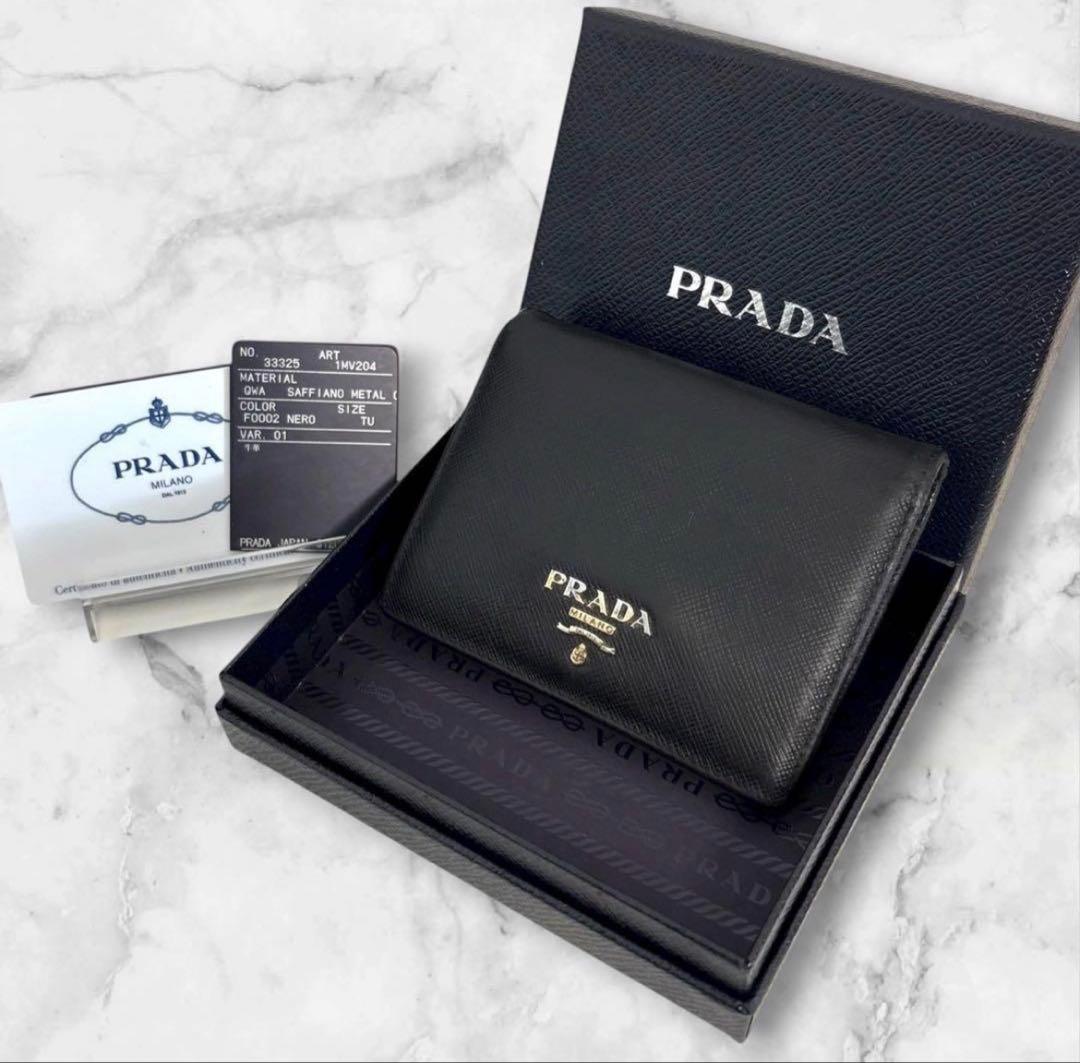 極美品✨PRADA プラダ 二つ折り財布 サフィアーノ ブラック 黒
