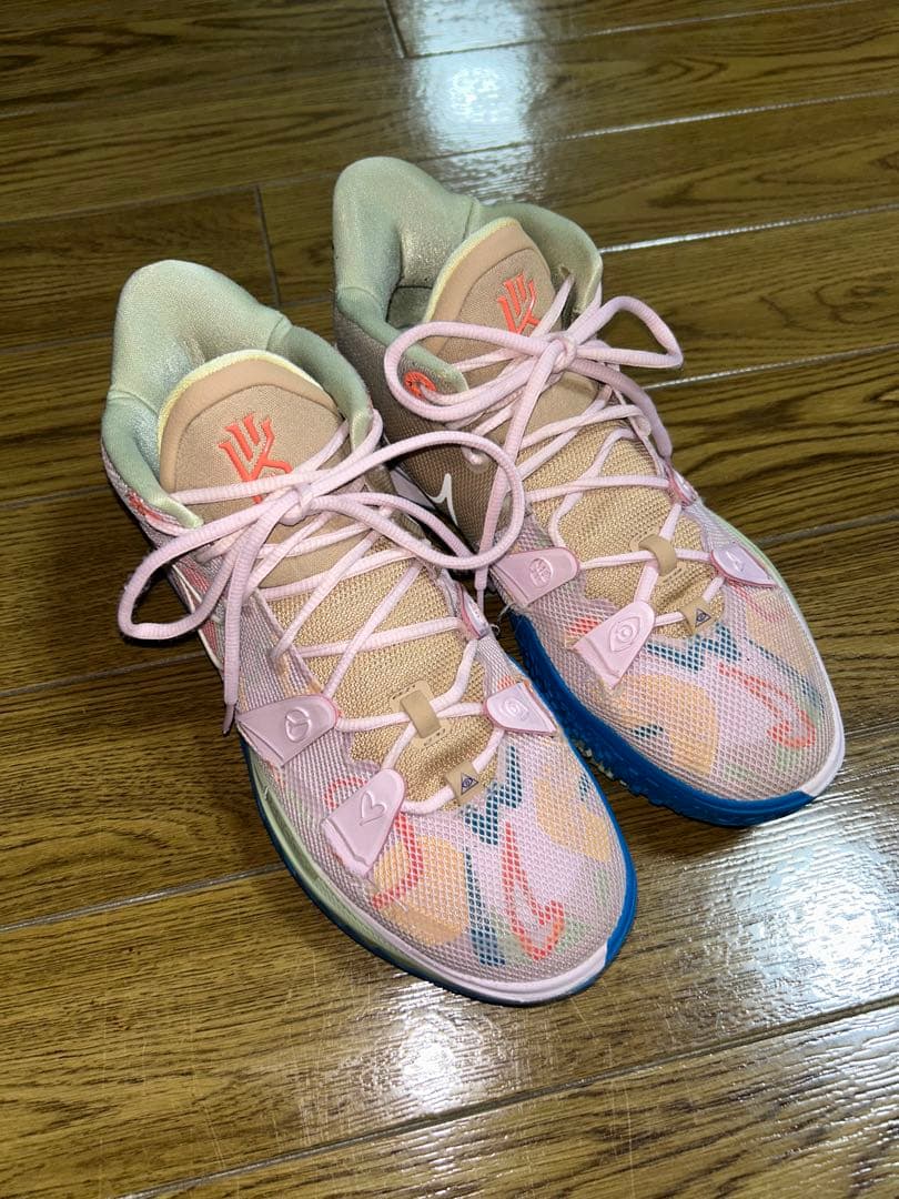 シューズ(男性用) NIKE KYRIE 7 EP '1 WORLD 1 PEOPLE