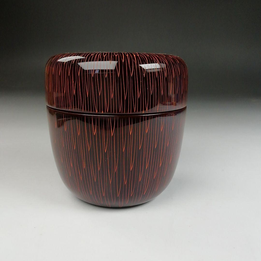 Ｔ８３３　棗　『朱菊彫り』『中棗』『関翠雲 作』　共箱　茶道具