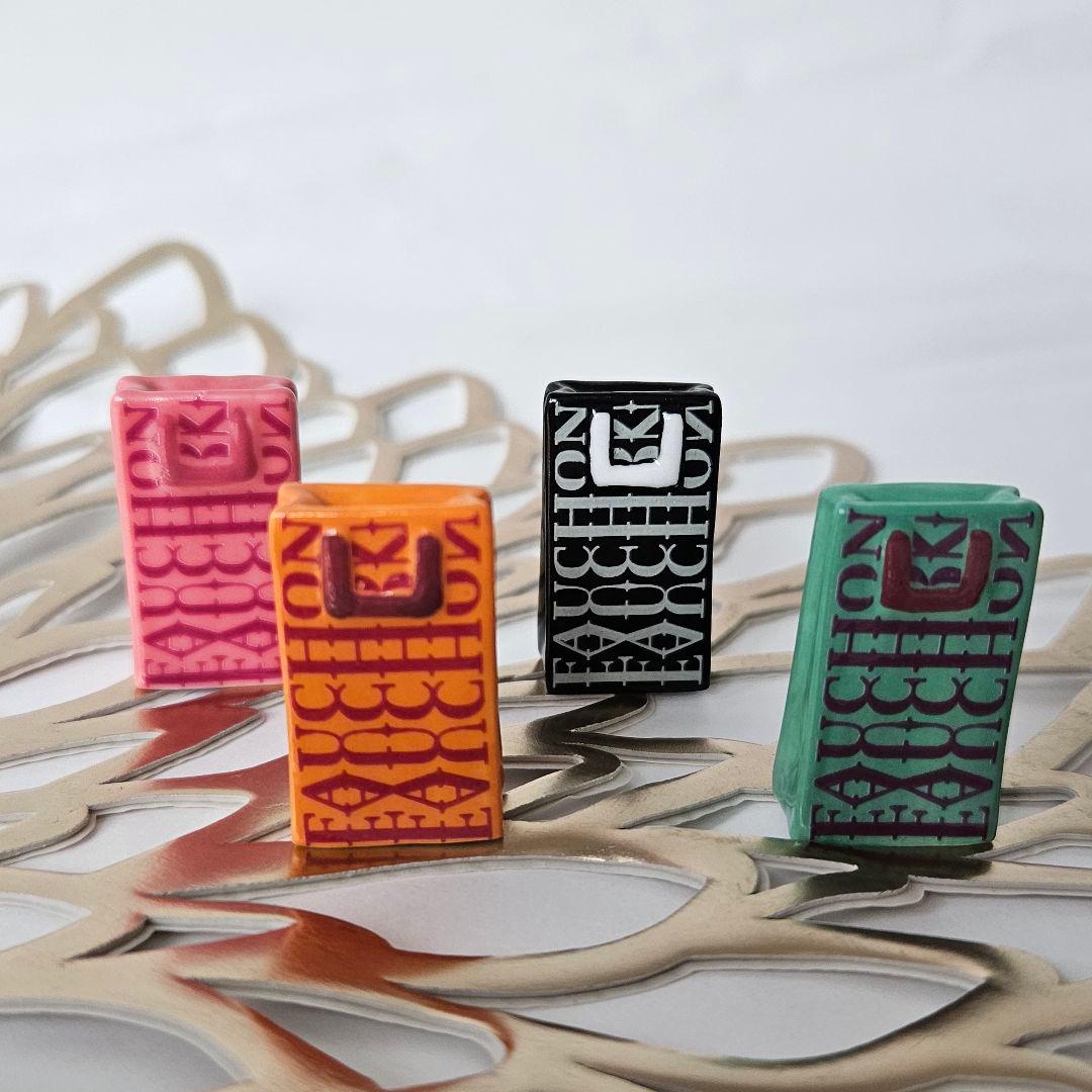 シリアルナンバー入り【FAUCHON　フォション　】フェーブ　2005年　レア