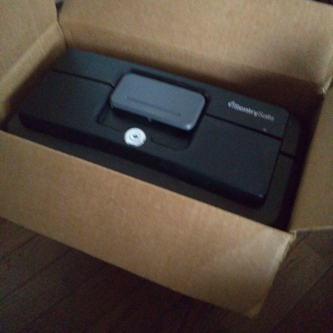 金庫  水に、浮く  送料込み