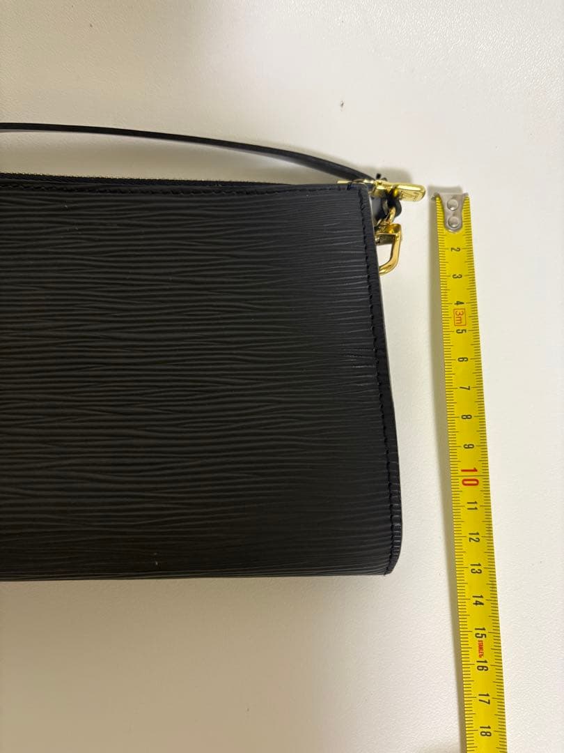 [美品] ルイ・ヴィトン　エピ　アクセサリー　ポーチ 黒