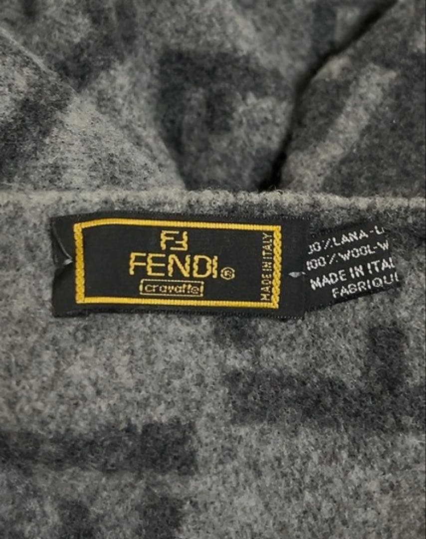 フェンディ　FENDI マフラー　グレー　FFロゴ ウール