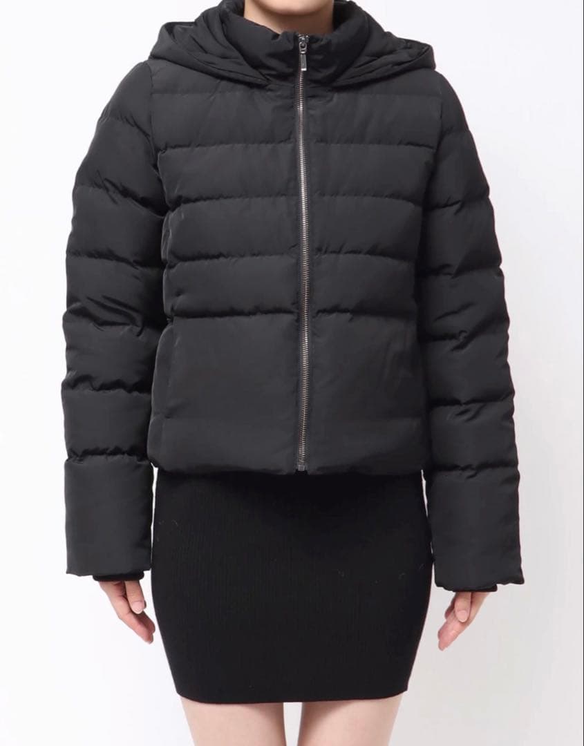 RESEXXYショートダウンジャケット定価16,500円 （税込）完売色