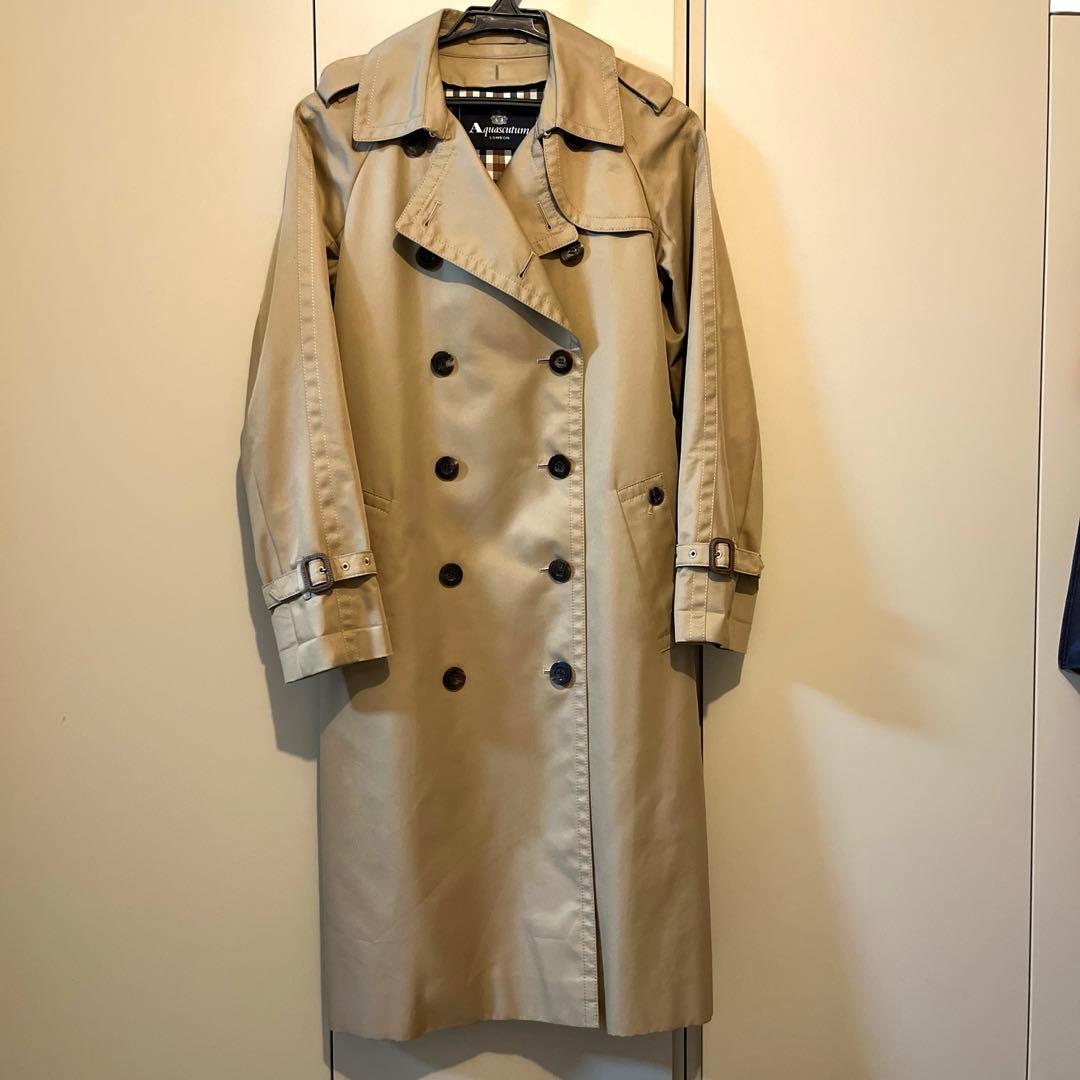 【値下げ】アクアスキュータム　トレンチコート