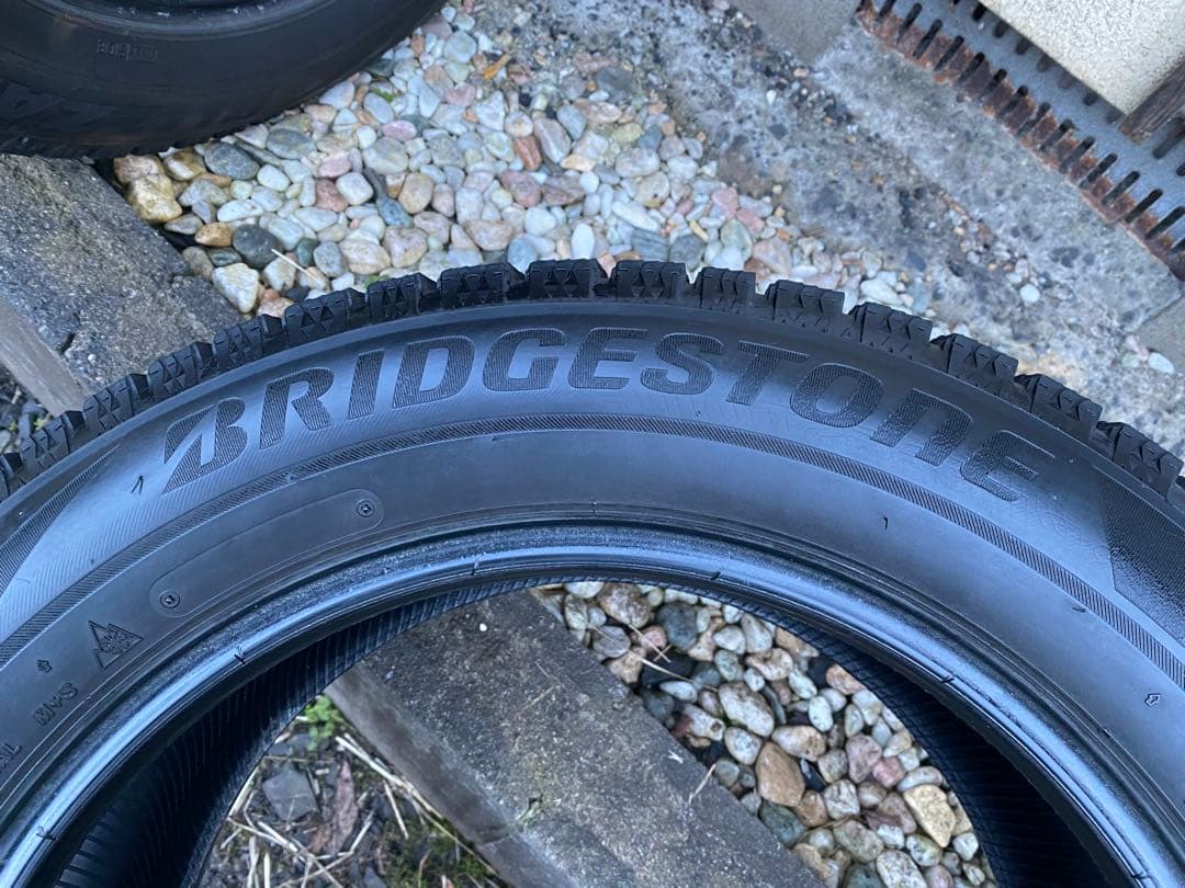 ①tto-shi！ブリヂストン 225/55R17 ブリザック VRX2