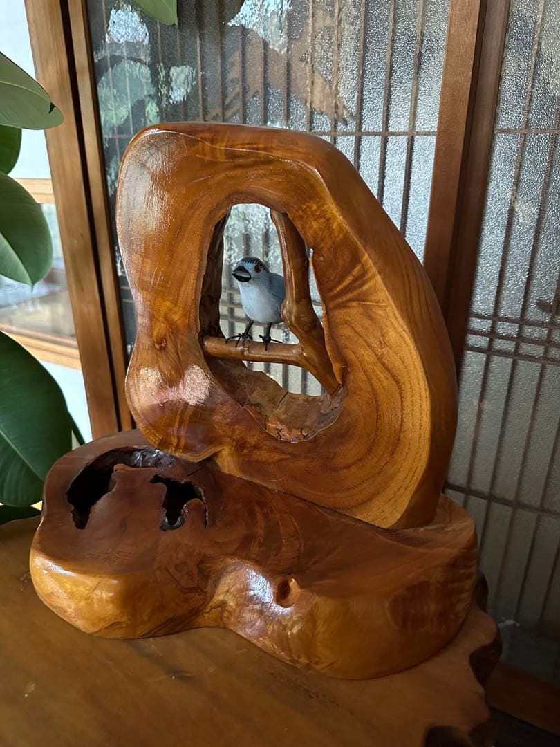 小さな野鳥 木彫り　屋久杉