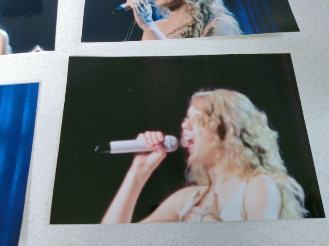 テイラースウィフト Taylor Swift 直筆サイン入りCD 2枚セット