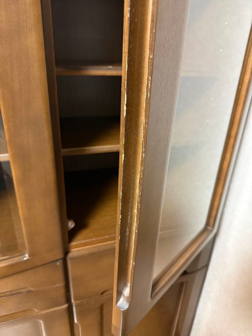 食器棚 ダークブラウン／ガラス扉