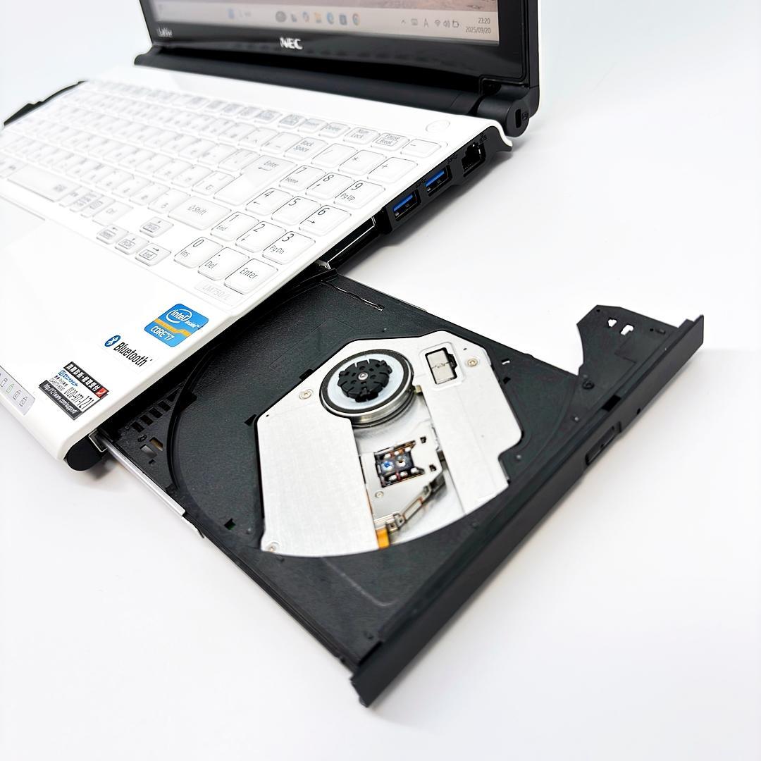 NECノートパソコン Win11 Corei7 新品SSD office A12