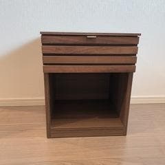 良品 MKマエダ製ベッド/ナイトテーブル W40 x D39.5 x H50