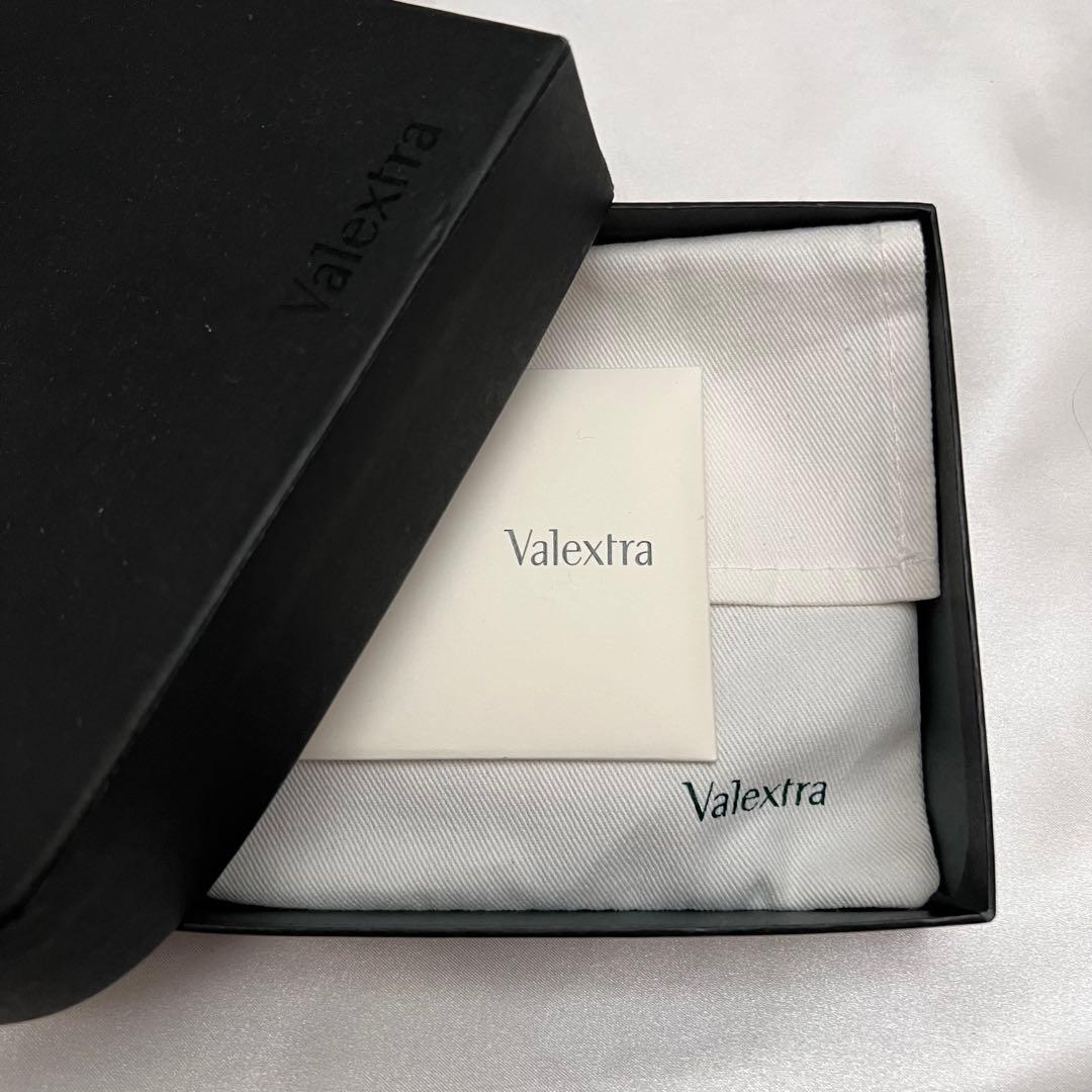 ✨箱・袋付き美品✨ヴァレクストラ　マネークリップ・カードケース　レザー　ブラック