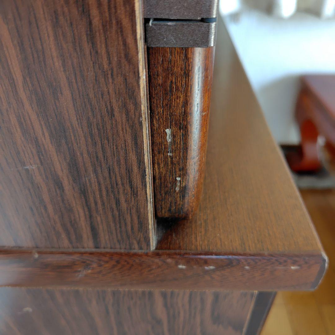 本箱　木製品　引出し　扉　収納量大　棚移動