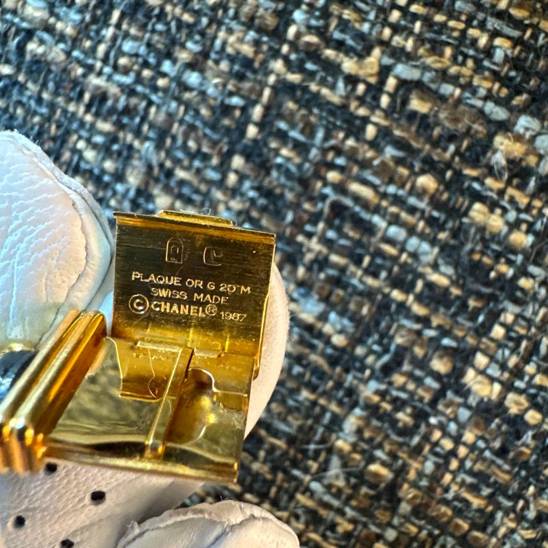 CHANELプレミエール Mクォーツ腕時計 ゴールド/ブラック　A30