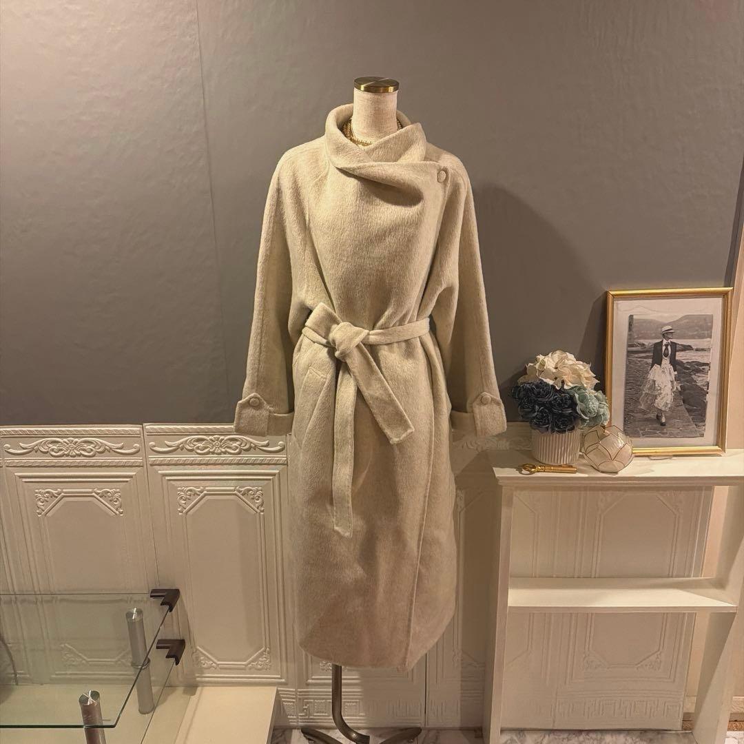 【8万円】カシミヤブレンドウール　ビッグカラーデザインコート