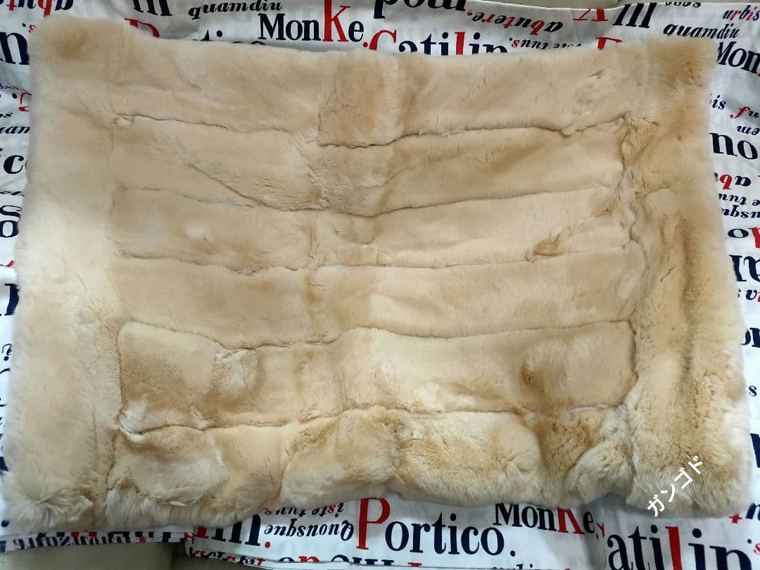 レッキスラビット枕カバー　アイボリー