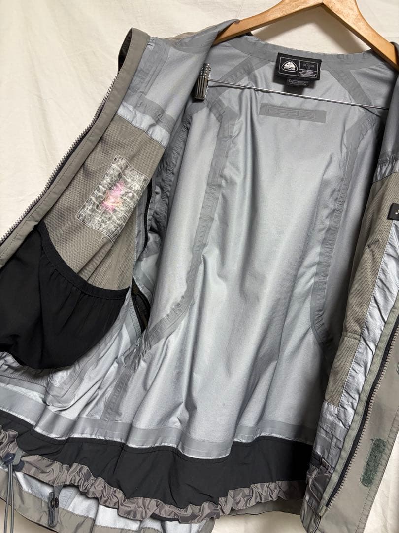 ジャケット・アウター Old Nike ACG STORM-FIT Shell Jacket