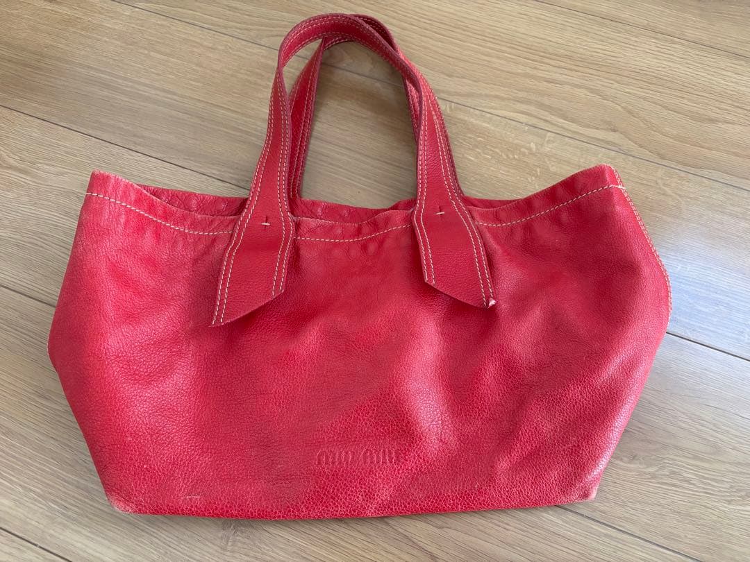 miumiu トートバッグ　レザー