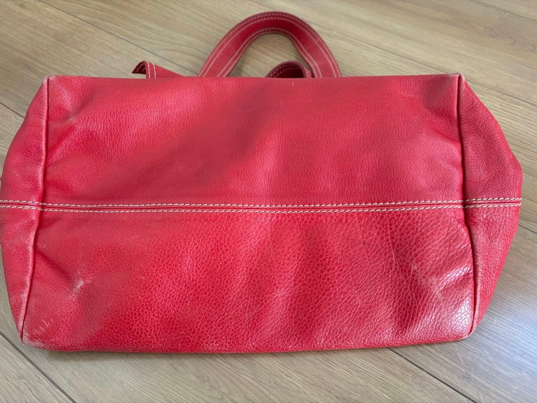 miumiu トートバッグ　レザー